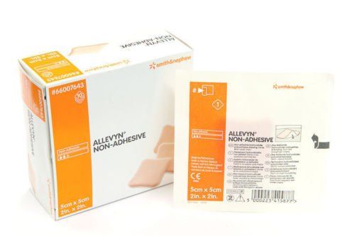 ALLEVYN Non-Adhesive 5cm x 5cm Advanced Foam Wound Dressings 66157643