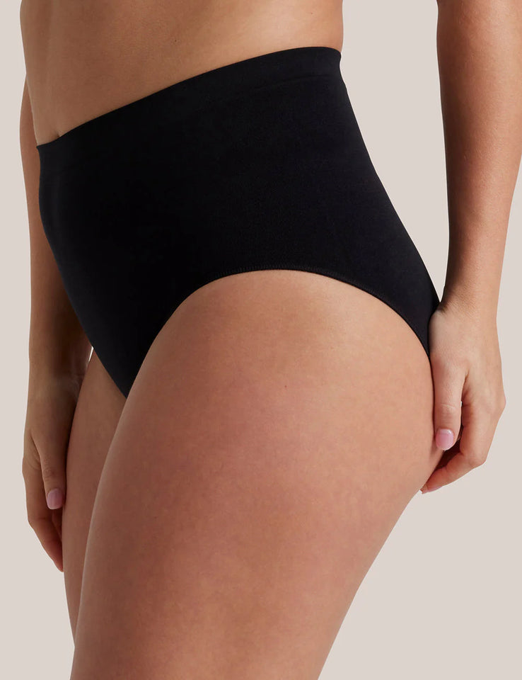 Bare Essentials Full Brief – Black | Seamfree Comfort & Eco-Friendly1