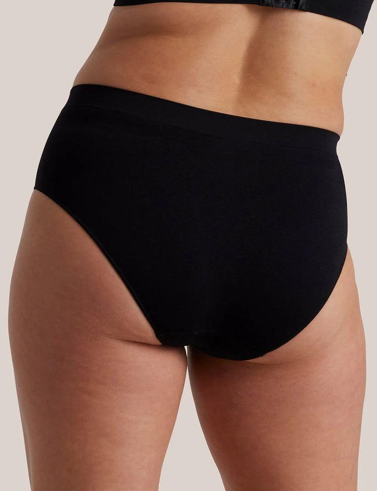 Bare Essentials Midi Brief – Black | Seamfree Comfort & Sustainable Everyday Wear2